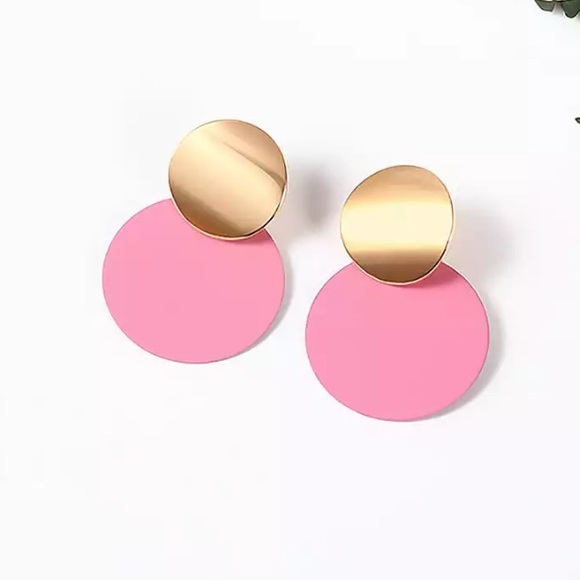 2/$20 Last one! Super cute wavy disc earrings - Picture 4 of 5